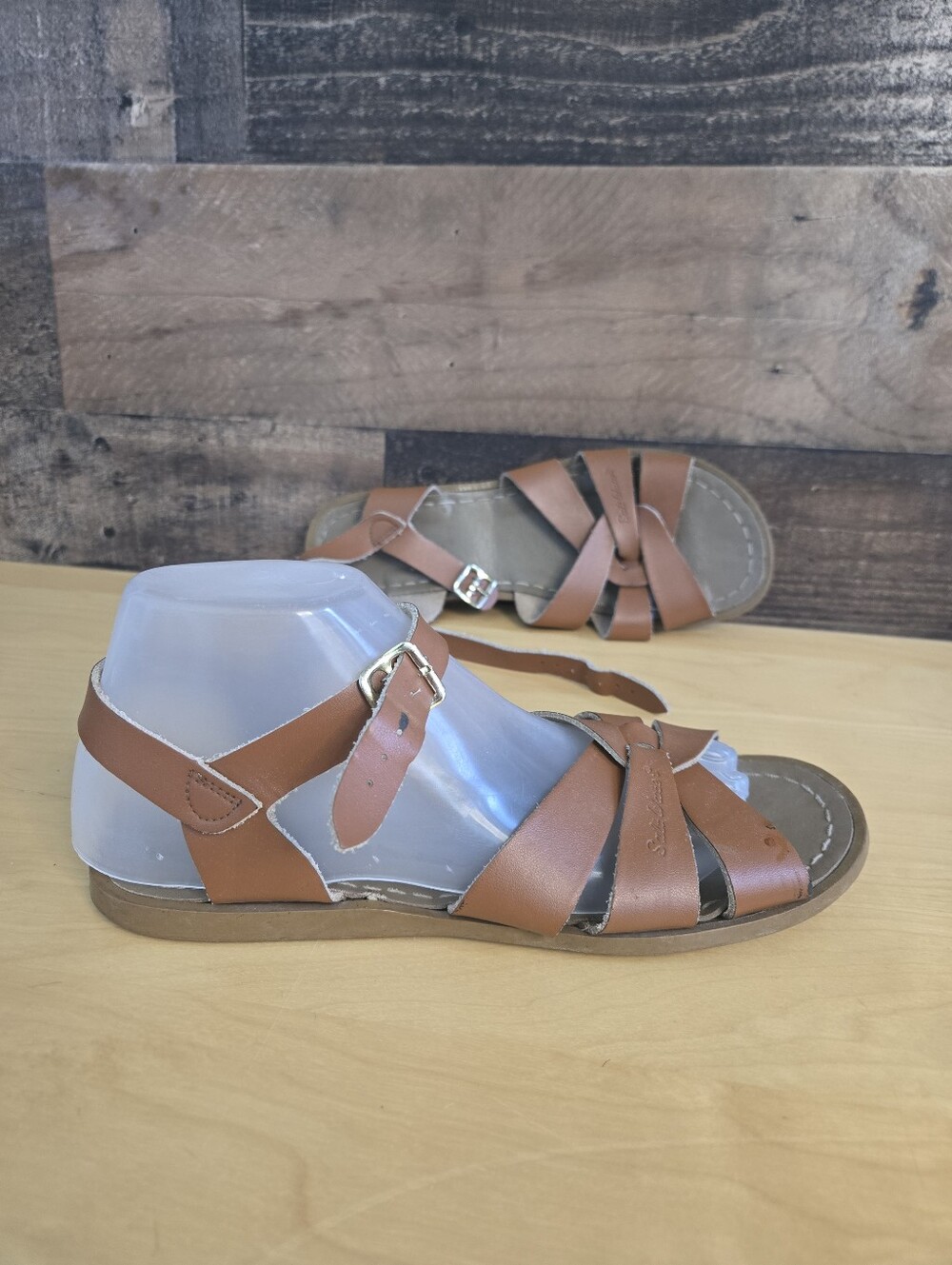 Salt Water Unisex Sandals, Tan, US Men's 7 Women's 9 / EU 40 / UK 7